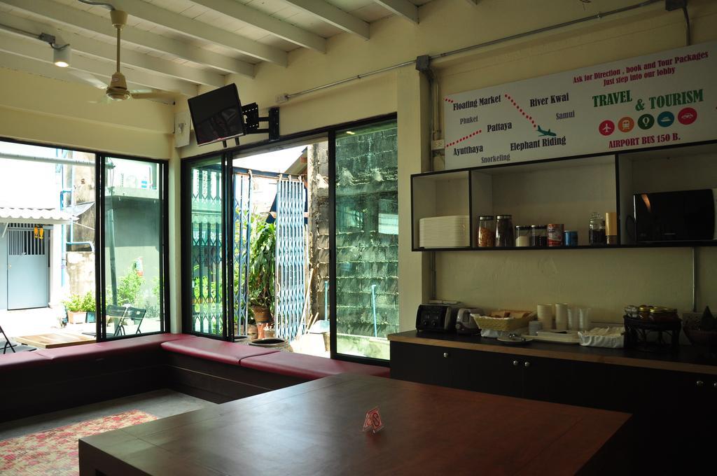 Sabye Club Hostel Bangkok Esterno foto